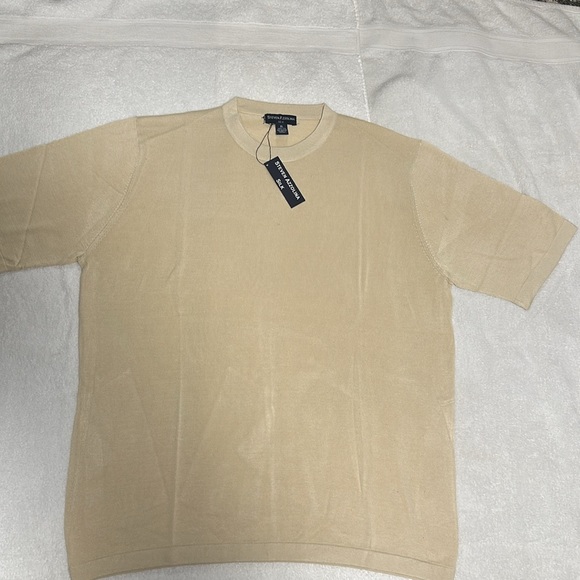 Steven Azzolina Other - STEVEN AZZOLINA 100% SILK NWT MENS SHORT SLEEVE XL SHIRT CREAM COLOR